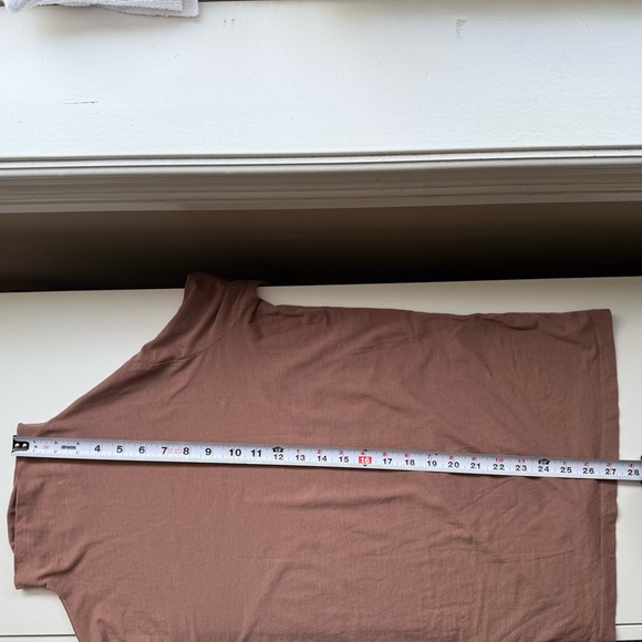 Oak + Fort Basic Mock Neck Long Sleeve Shirt/Top in Tan/Brown Size Medium - Picture 6 of 6